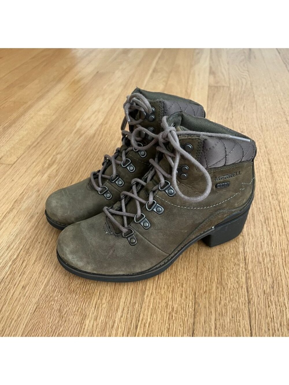 Merrell Women's Chateau Mid Lace Waterproof Heeled Bootie Brown Women's Size 7